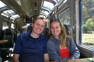 Papa und Veronica im Zug nach Aguas Calientes